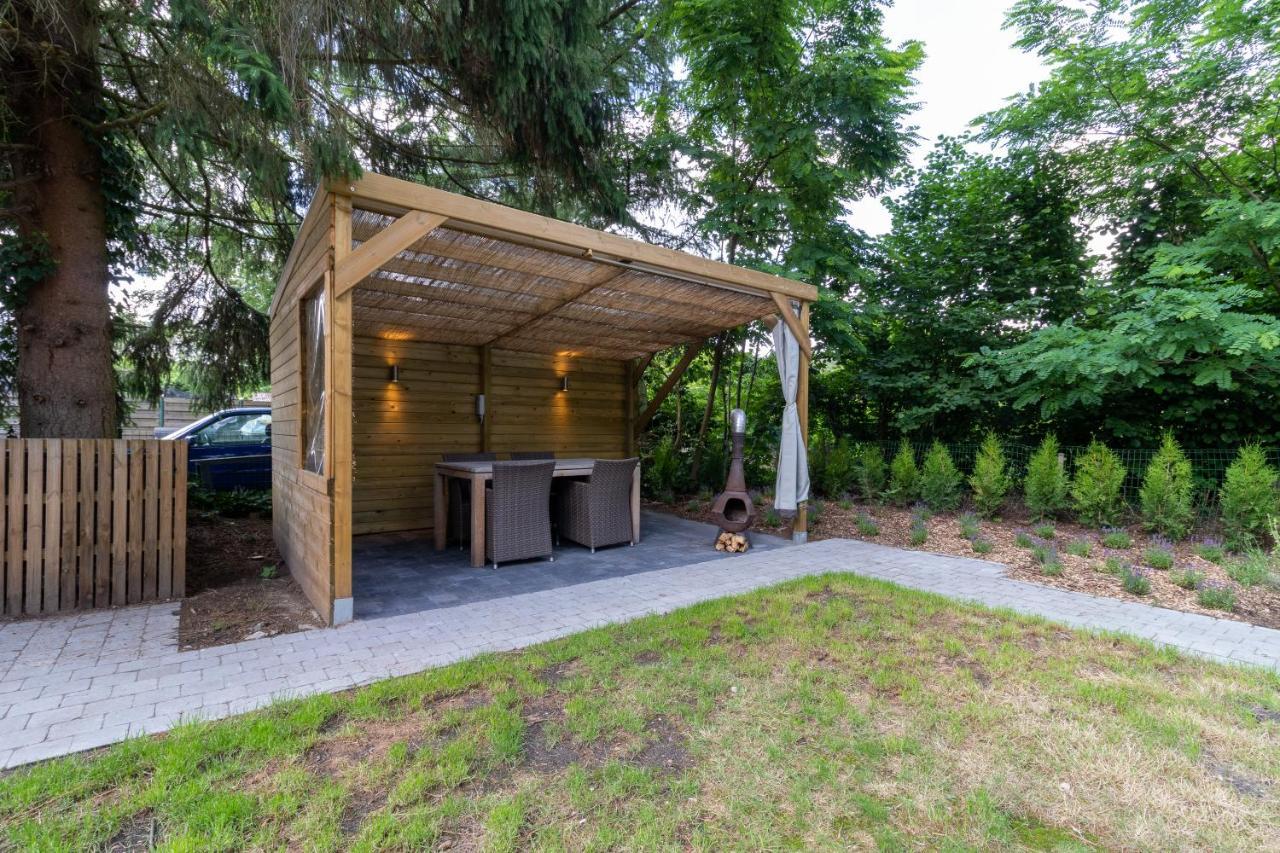 Vakantiehuis Salamander Maasmechelen Exteriör bild